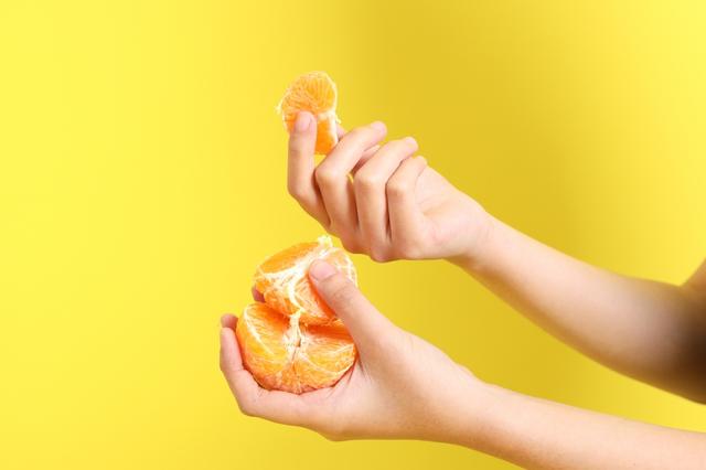 El consumo de mandarinas fortalece las defensas. El consumo de mandarinas fortalece las defensas.