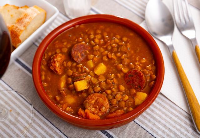 Lo mejor es cocinar las lentejas al vapor y sin embutidos como el chorizo. Lo mejor es cocinar las lentejas al vapor y sin embutidos como el chorizo.