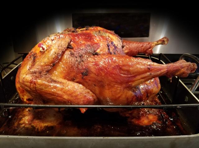 La carne más saludable es el pavo al horno para disfrutar de la cena navideña sin empachos. La carne más saludable es el pavo al horno para disfrutar de la cena navideña sin empachos.