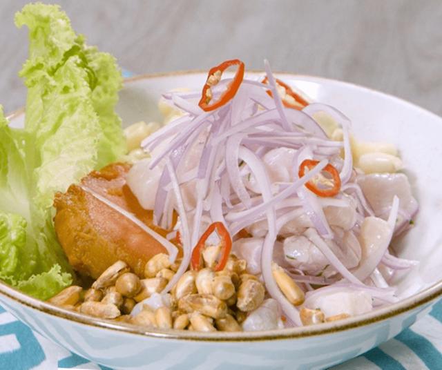 Ceviche de pescado.   