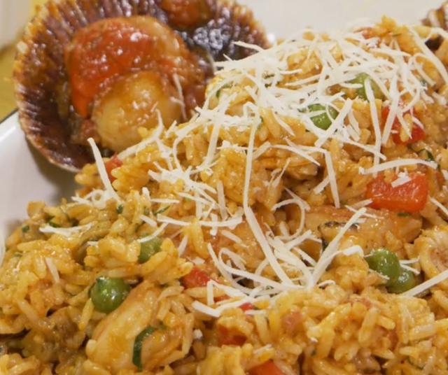 Arroz con mariscos.   