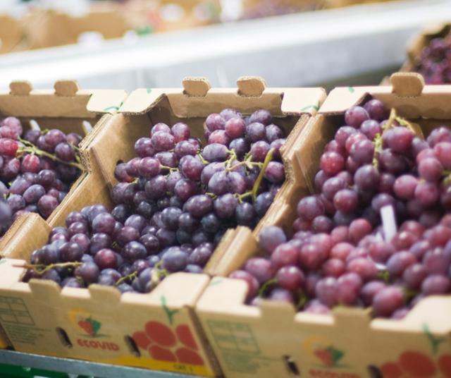 Importaciones de uva peruana.   
