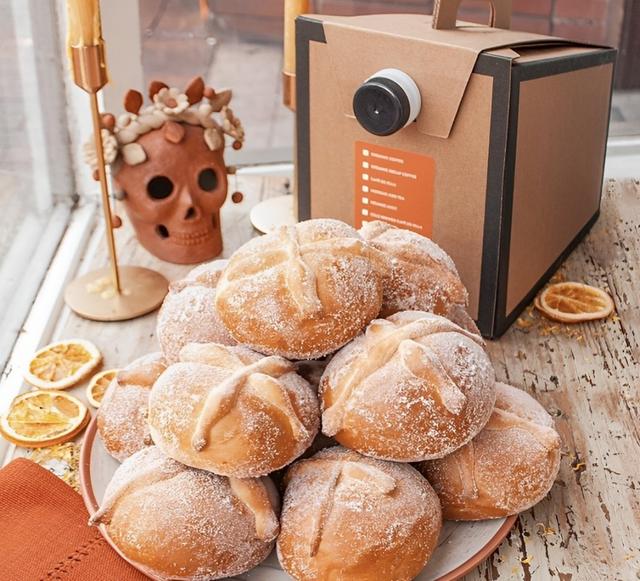 La Monarca es pionera en elaborar panes tradicionales con ingredientes naturales. La Monarca es pionera en elaborar panes tradicionales con ingredientes naturales.