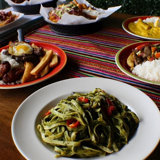 Culantro Ann Arbor se distingue por preparar platos veganos. Culantro Ann Arbor se distingue por preparar platos veganos.