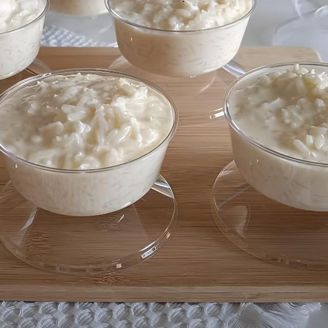 Arroz con leche de coco.   