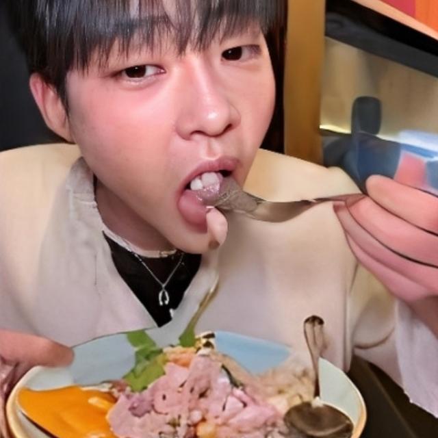 Creador de contenido coreano se vuelve furor por probar ceviche peruano. Creador de contenido coreano se vuelve furor por probar ceviche peruano.