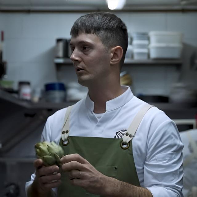 Chef alemán Robert Ritcher en su restaurante "Quina". Chef alemán Robert Ritcher en su restaurante "Quina".