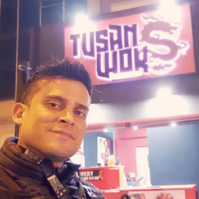  "Tusan Wok" de Christian Domínguez.   
