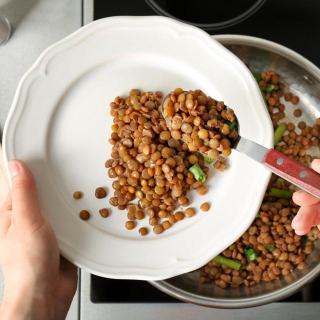 Lentejas con un plus de sabor.   