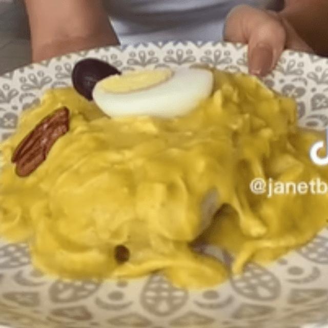 Ají de gallina saludable de Janet Barboza.   