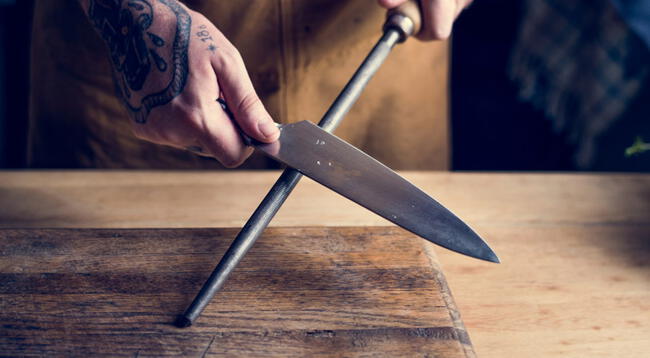 Cómo afilar un cuchillo jamonero -