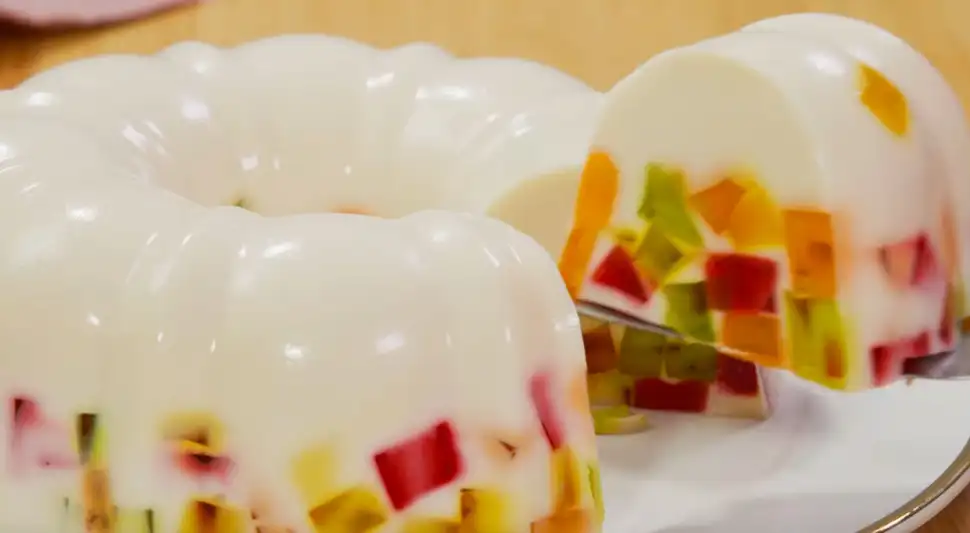 Torta mosaico de gelatina Torta mosaico de gelatina