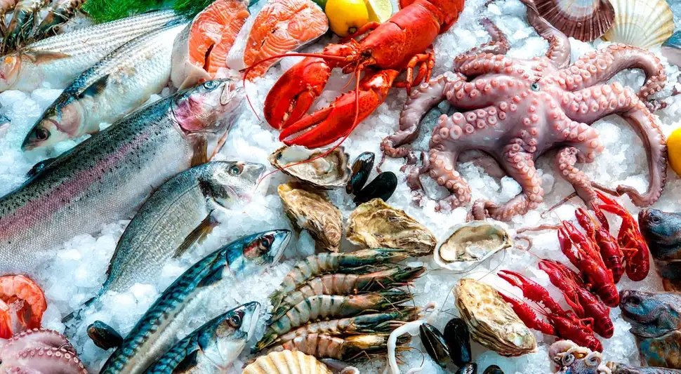 Pescados y mariscos Pescados y mariscos
