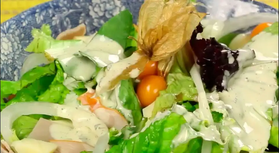 Ensalada de aguaymanto