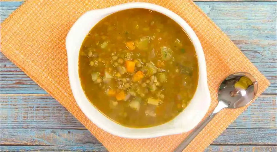Sopa de lentejas