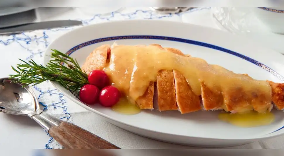 Pavo con salsa de manzana Pavo con salsa de manzana