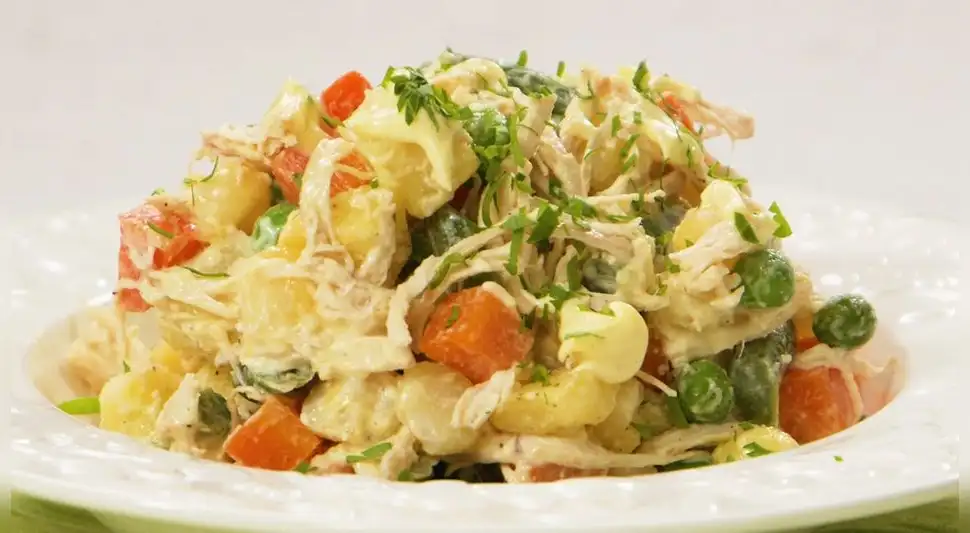 Salpicón de pollo Salpicón de pollo