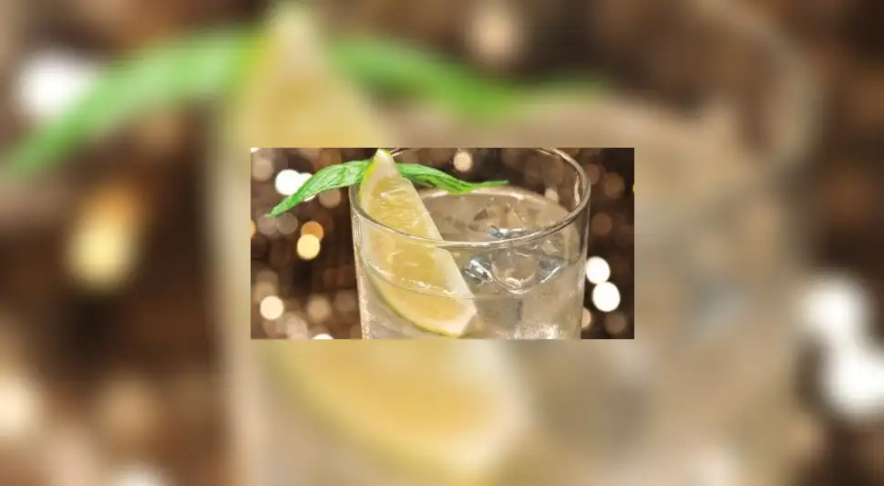 Gin con gin Gin con gin