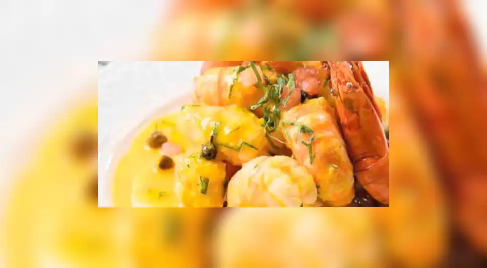 Ceviche de camarones a la majeña