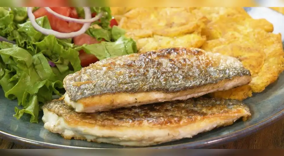 Pescado con patacones