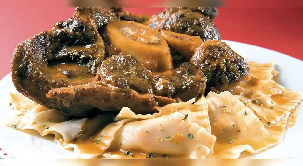 Osobuco de ternera con ravioles