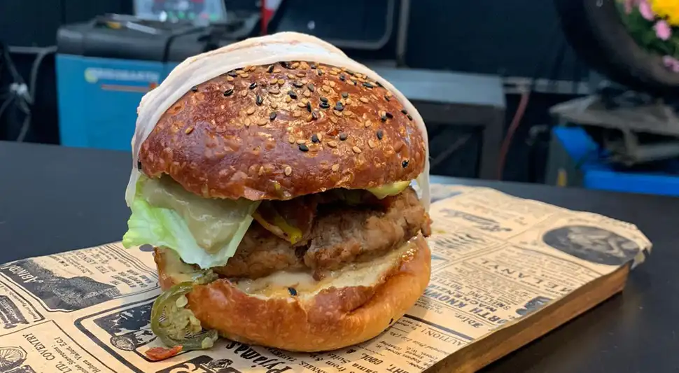 Hamburguesa de alpaca