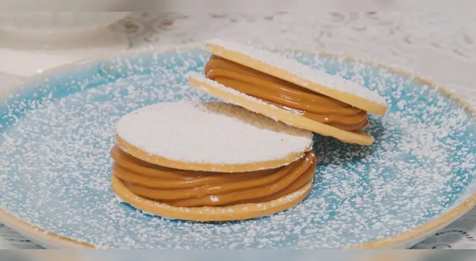 Alfajores con manjar blanco