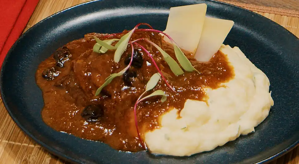 Estofado de pollo cervecero