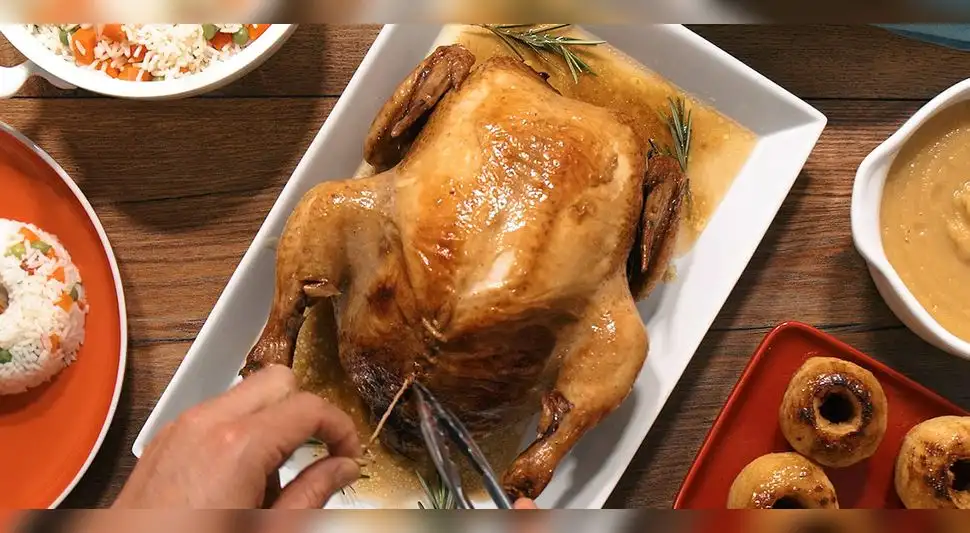 Pollo relleno para navidad