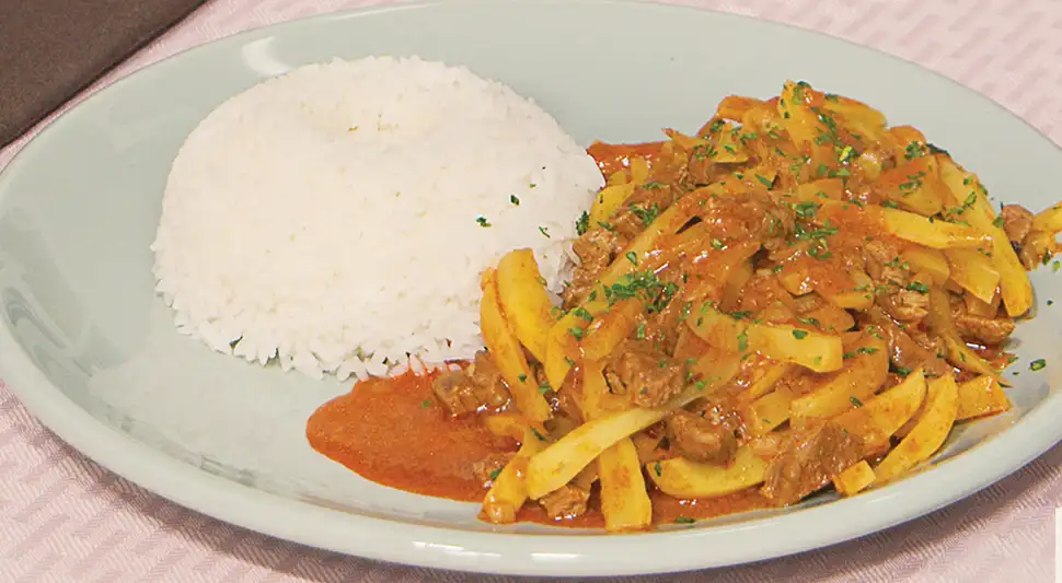 Olluquitos con carne Olluquitos con carne