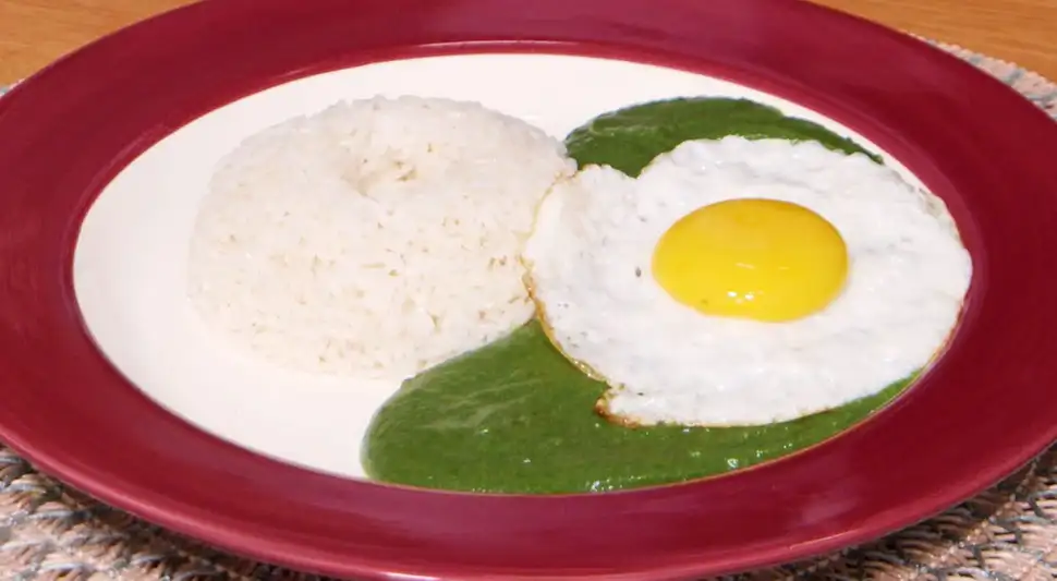 Puré de espinaca con huevo