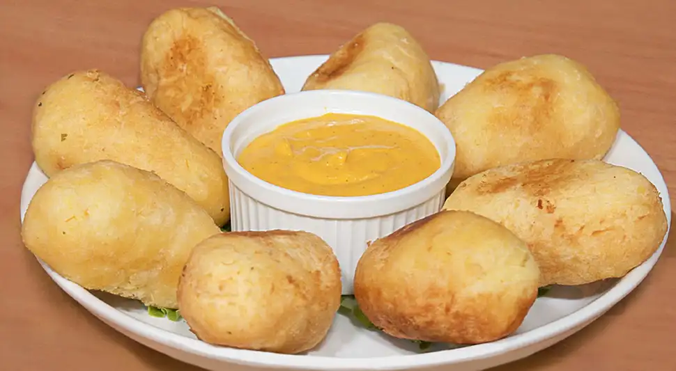 Yucas rellenas