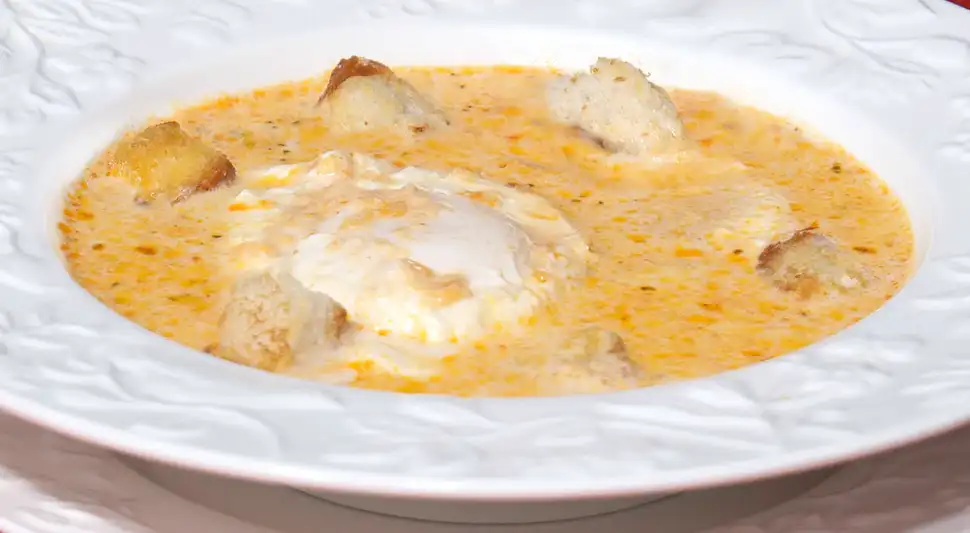Caldillo de huevos