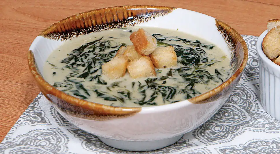 Sopa de espinaca