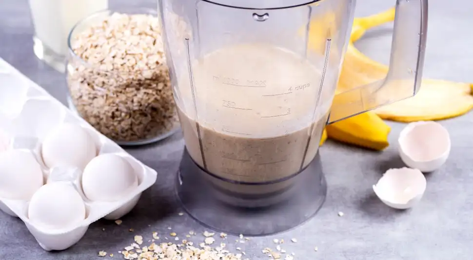 Batido con huevos crudos Batido con huevos crudos