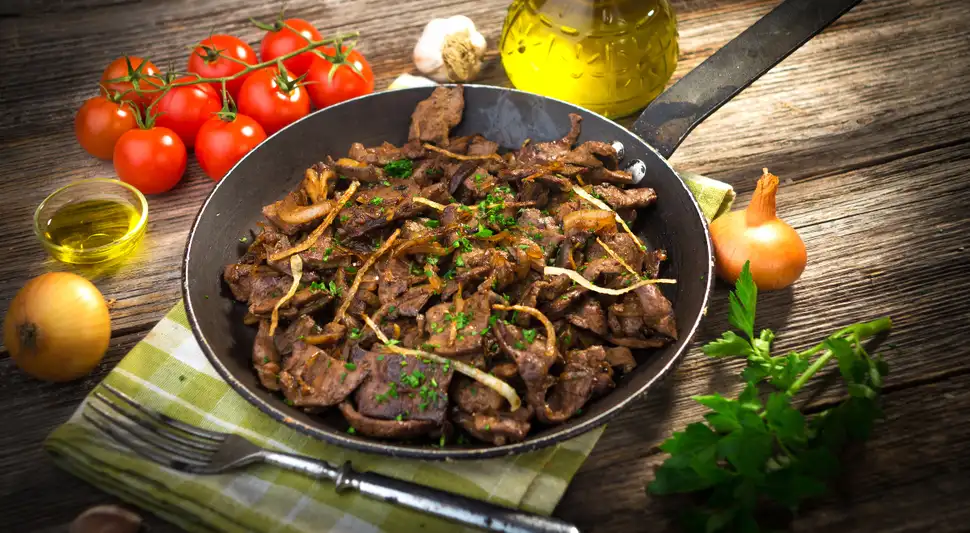 Hígado encebollado Hígado encebollado