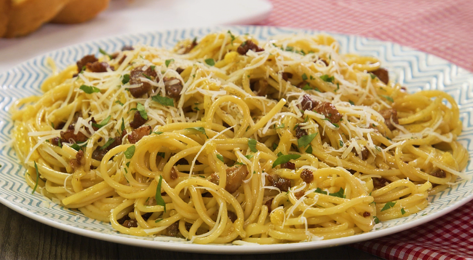 Espaguetis a la carbonara