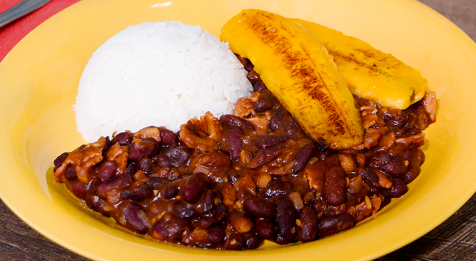 Frejoles rojos con tocino