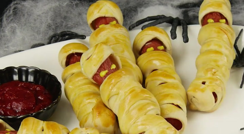 Momias de hot dog