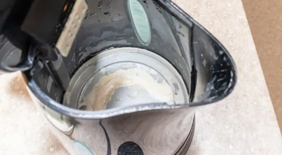 Descubre cómo limpiar el sarro de los electrodomésticos te ayuda a ahorrar