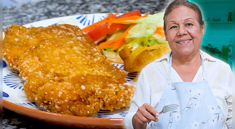 Cómo preparar pollo frito con papas doradas (VIDEO)