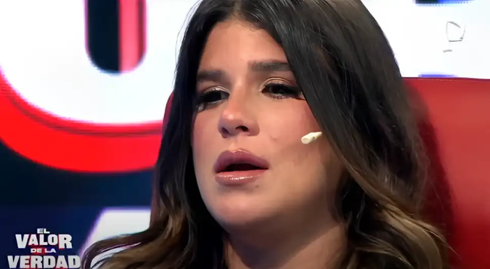 Macarena Vélez confesó que las críticas la llevaron a desarrollar un trastorno alimenticio. Foto: Buenazo / Youtube Macarena Vélez confesó que las críticas la llevaron a desarrollar un trastorno alimenticio. Foto: Buenazo / Youtube