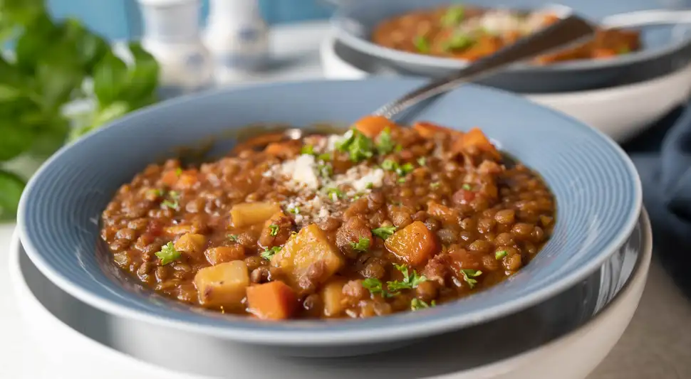La forma en cómo cocinas las lentejas te ayudará a aprovechar sus nutrientes. Foto: Buenazo/ Shutterstock