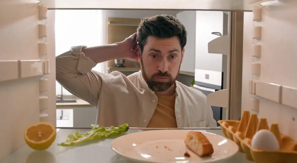 Mantén tu refrigeradora libre de bacterias con estos consejos.