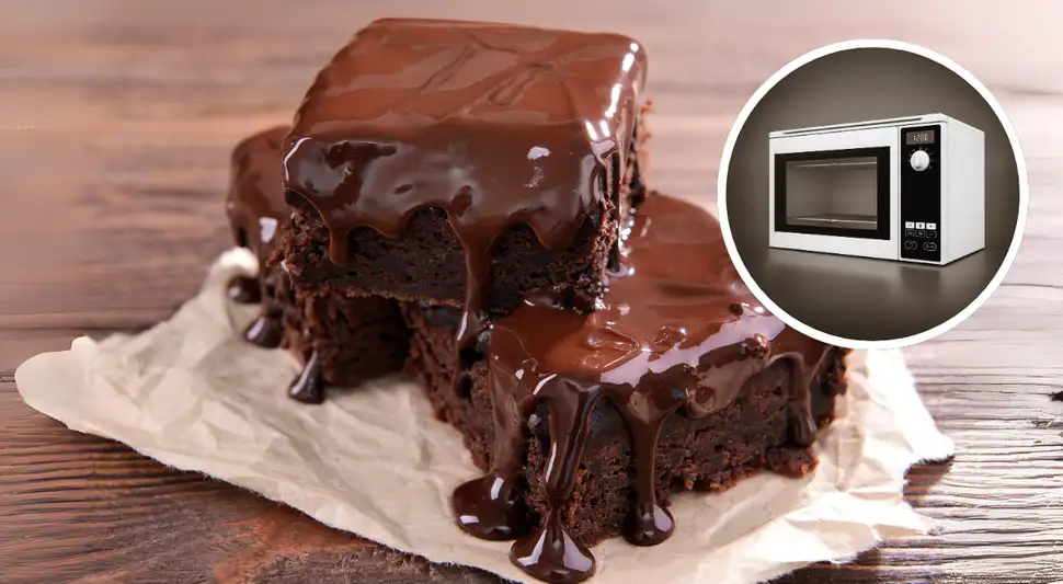 Dile adiós al horno y aprende a preparar brownie en microondas