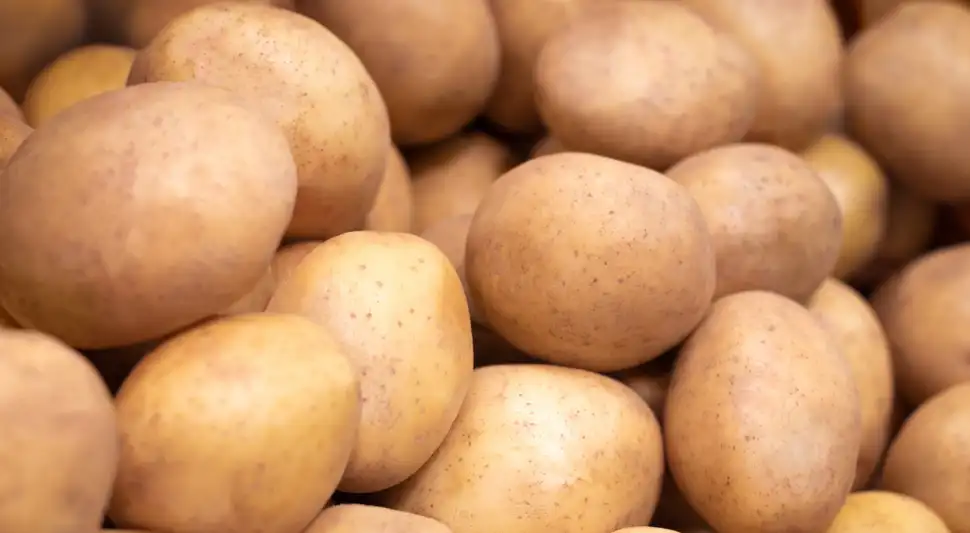 No cocines las papas de esta manera.