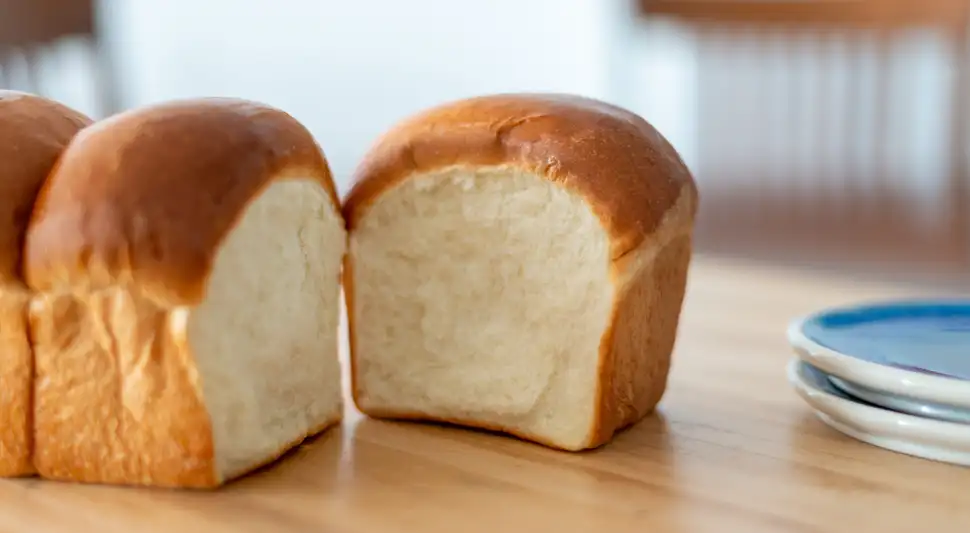 Pan casero esponjoso en menos de 10 minutos.