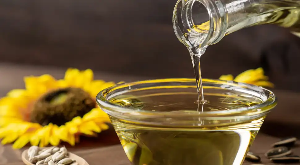 La razón por la que recomiendan mezclar aceite de oliva y coco. La razón por la que recomiendan mezclar aceite de oliva y coco.