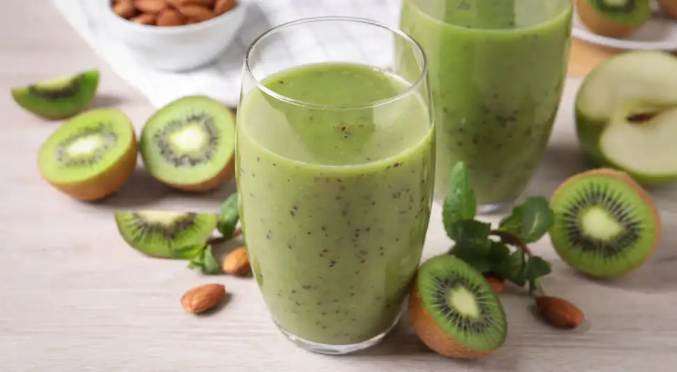 Cómo preparar jugo de kiwi con proteína. Cómo preparar jugo de kiwi con proteína.