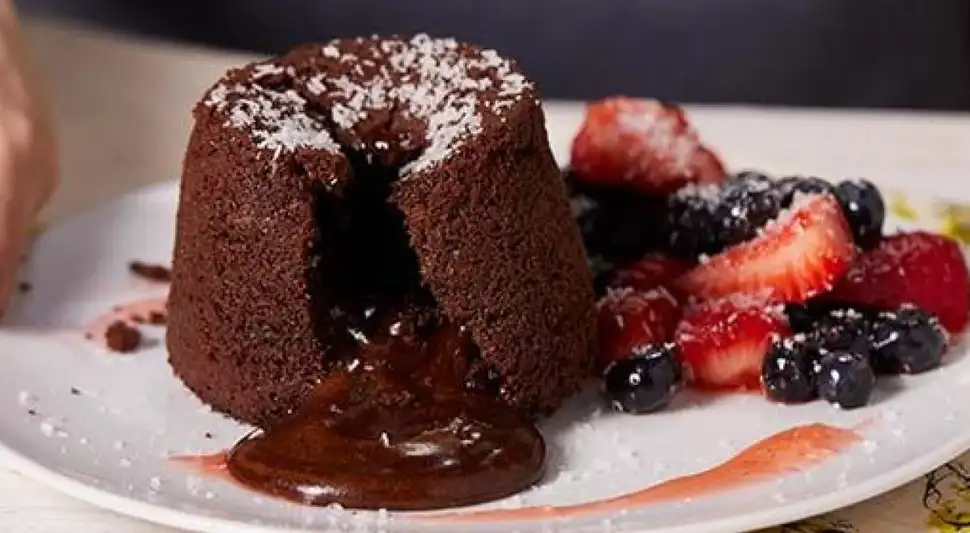 Volcán de chocolate sin horno.